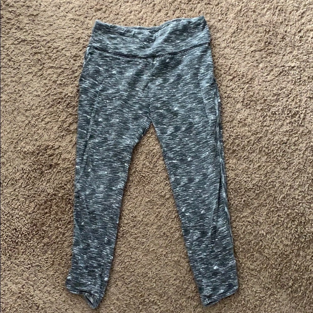Mossimo cropped leggings